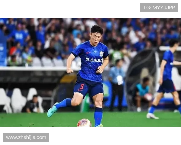 国家队备战世预赛主帅强调年轻球员竞争与整体攻防提升状态稳定目标明确